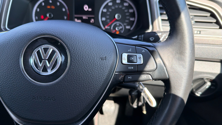 Volkswagen T-Roc 1.0 TSI Design 5dr Petrol Hatchback